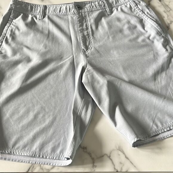 O’Neill Hybrid Shorts Sz. 34 - Picture 1 of 6